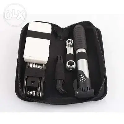 Bicycle repair box