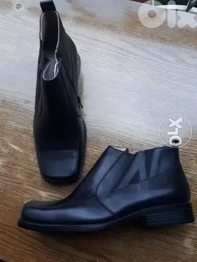 Leather Shoes made in ITALY no 42 (cash $ only)