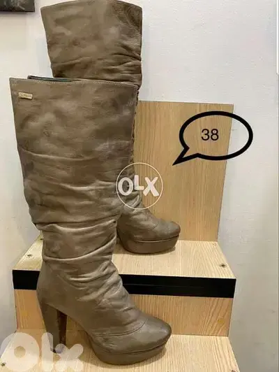 Beige bottines size 38