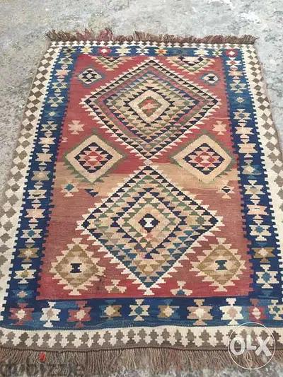 سجاد عجمي. شغل يدوي صوف. persian carpet. tapis