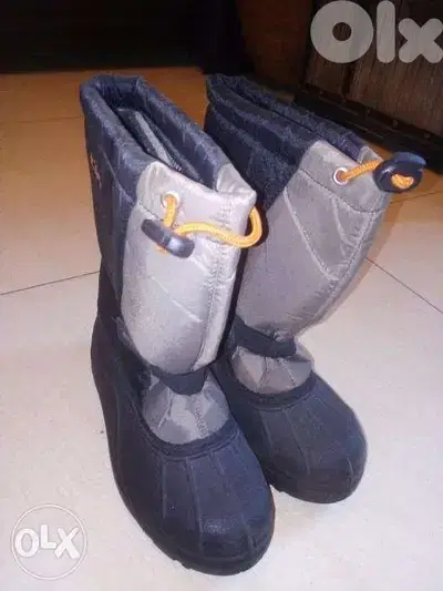Columbia apres ski boots used once size 36