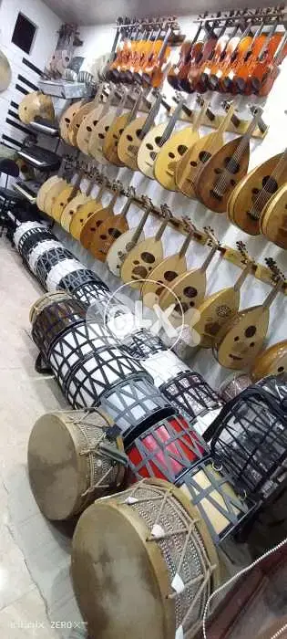 تشكيله مميزة من الآلات الموسيقية