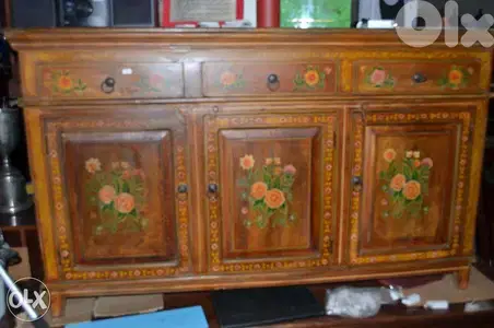 a solid wood tek dersoir