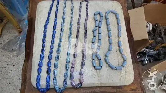 عقد مميز موديل قديم