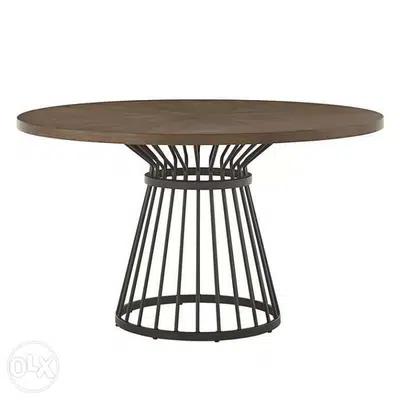 Dining round table
