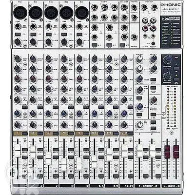 mixer 8ch brand phonic,not powered,verry good condition