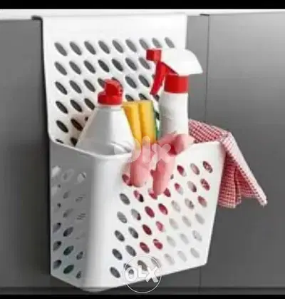 Space saving hanging basket