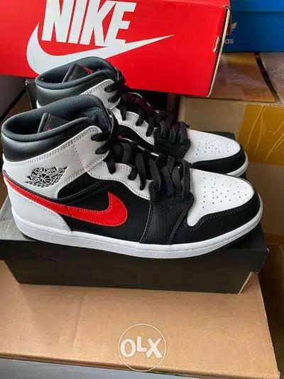 Air Jordan 1 Mid clearance 76-969O37