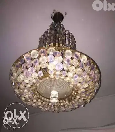chandelier crystal ثريّا ثمينة من الكريستال والنحاس القديم chandelier crystal ثريّا ثمينة من الكريستال والنحاس القديم