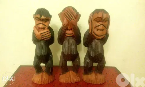 three wise monkeys carved wood 15cm