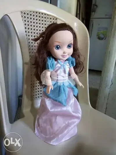 DUNNING PRINCESS Talking Walking toy her down body is Skirt Mechanism