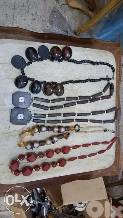 عقد مشكل