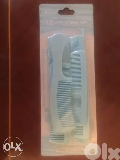 Blue Comb Set - 12 Pieces - مجموعة أمشاط