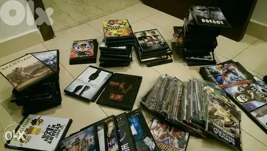 Mouvies CD (about 750 CD )
