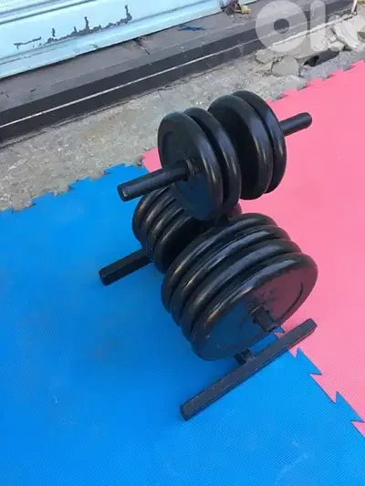 rack with rubber plates like new we have also all sports equipment