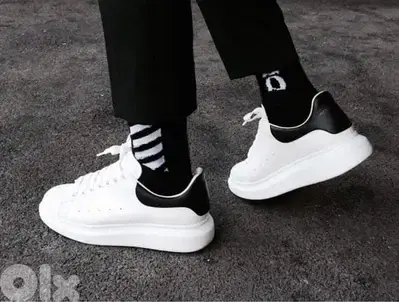 Alexander McQueen high quality shoes