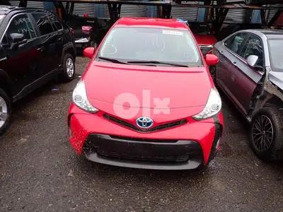 Toyota Prius V 2018 75,000 miles
