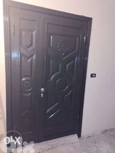 تصنيع و تركيب ابواب حديد حسب الطلب التسليم خلال يومين