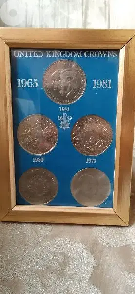 United Kingdom Crown Set Memorial Coins 1965 to 1981