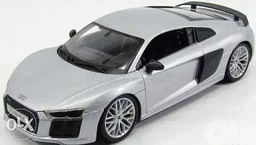 Audi R8 V10 diecast car model 1:18