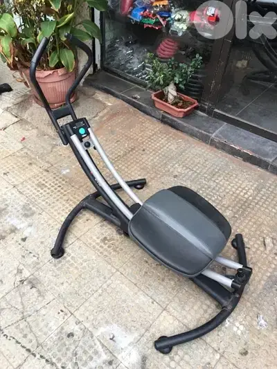 new fitness line abdominal ab machine like new 70/443573 RODGE
