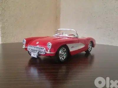 Chevrolet Corvette (1957) diecast car model 1:24