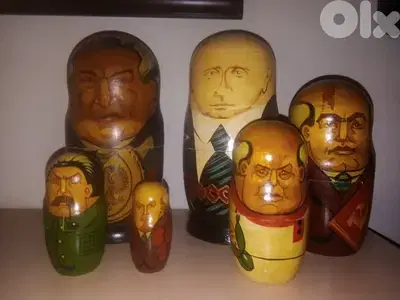 Nesting dolls russian leaders lenin to putin