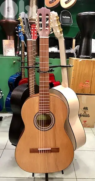 classic guitar hand made