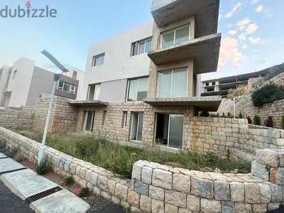 4 floors villa for sale in Kornet el Hamra core and shell