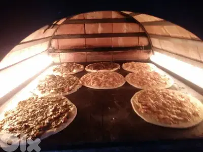 (انا معلم فران مناقيش بيتزا معجنات )  التواصل واتساب من فضلكم