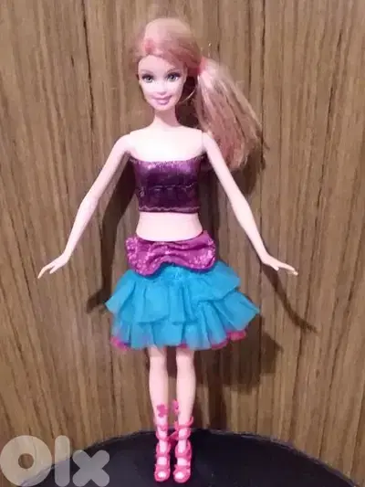 BARBIE A FAIRY SECRET 2 in 1 change her wear great Mattel doll=21$