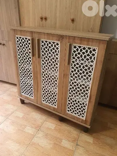 خزائن أحذية جديدة من المعمل