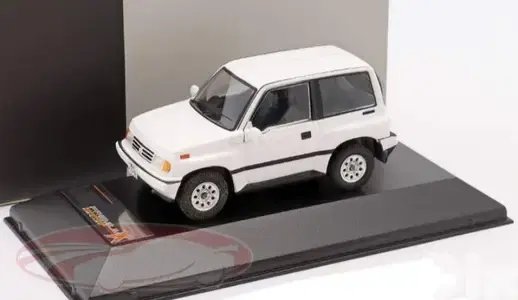 Suzuki Escudo diecast car model 1;43.