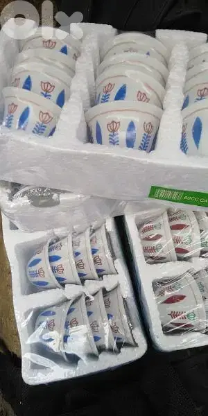 فناجين. . . . . .