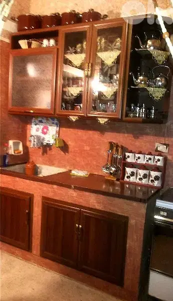 مطبخ المنيوم كامل مع الدرف تحت