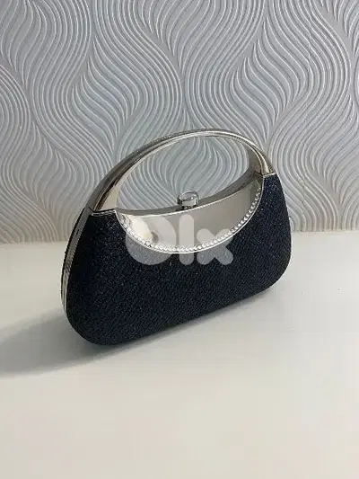 للبيع جزادين نسائي ماركة Clutch