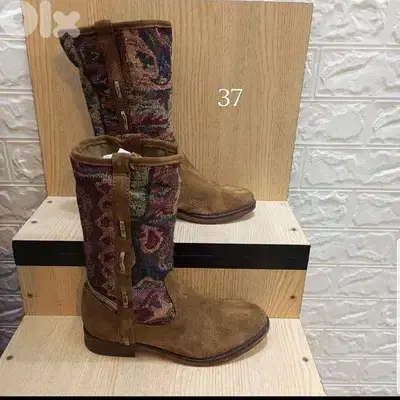 brown bottines size 37