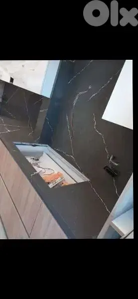 معلم بلاط خبره