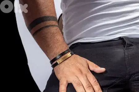 original bracelet  Lacoste in gold tone stainless steel