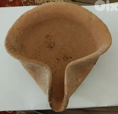 Phoencian Clay Oil lamp from the fifteen century BC