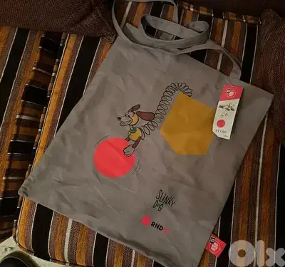 beach bag by disney comic relief new for 5 USD
