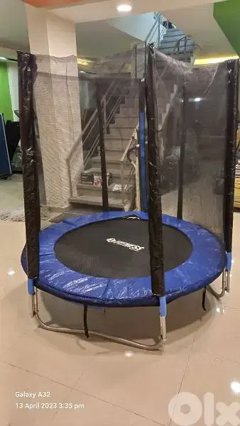 trampoline ( 6 ft. 180cm)