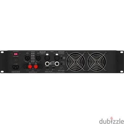 Behringer KM1700 Power Amplifier