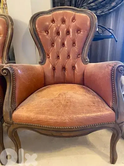 2 sofas chesterfield