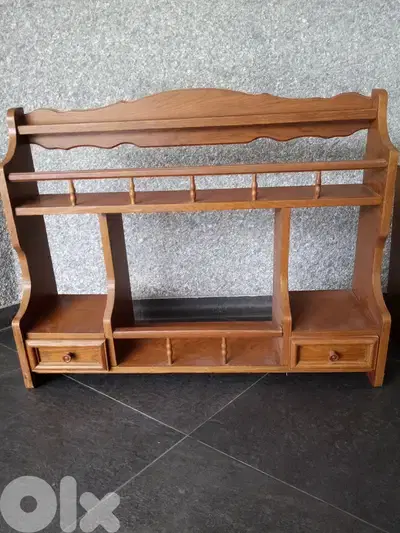 رف مع جارورين من خشب الجوز الماسيف الطبيعي سعر مخفض ونهائي 45$