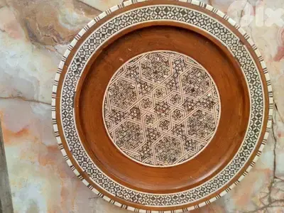 صحن مصدف تعليقة