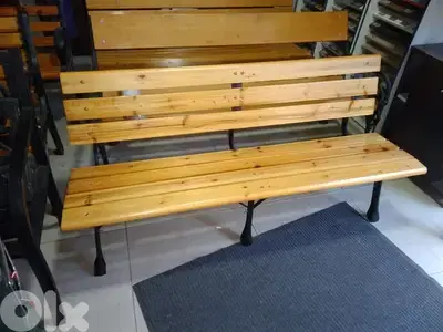 wood bench  b2