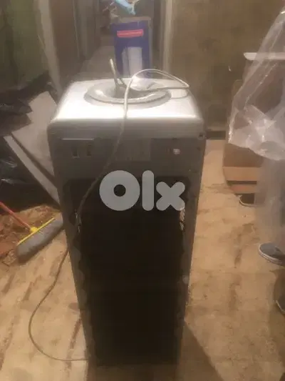 براد مياه  يصلح لقطع غيار