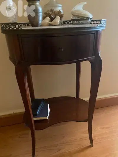table wood and marble