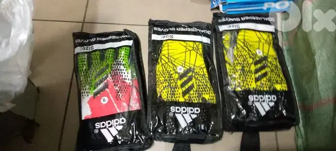 Adidas - Predator Goalkeeper gloves قفازات حارس مرمى